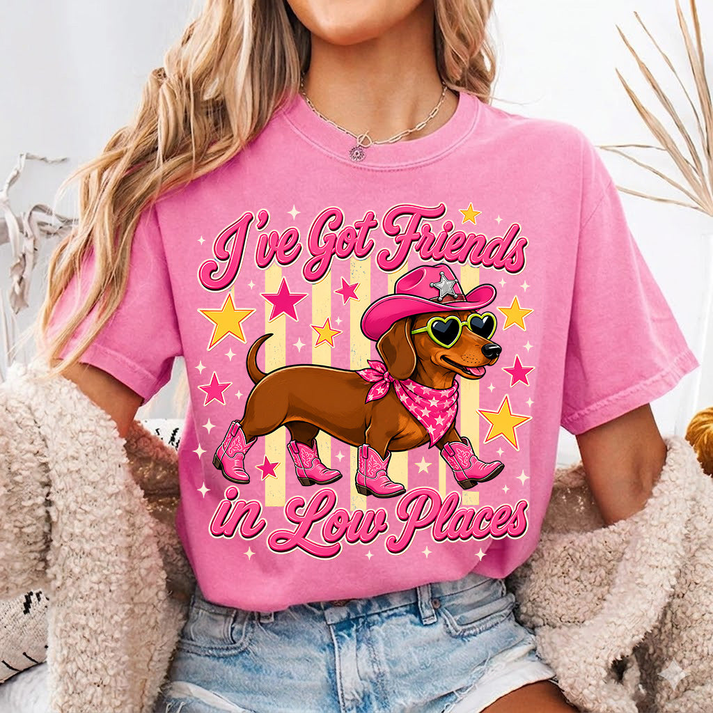 "Friends In Low Places" Dachshund Graphic – Pink Cowgirl Wiener Dog Western Design
